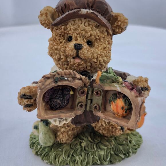 Holiday Teddy Bears & Cats Resin Figurines Seasonal Set of 4 - Picture 7 of 13